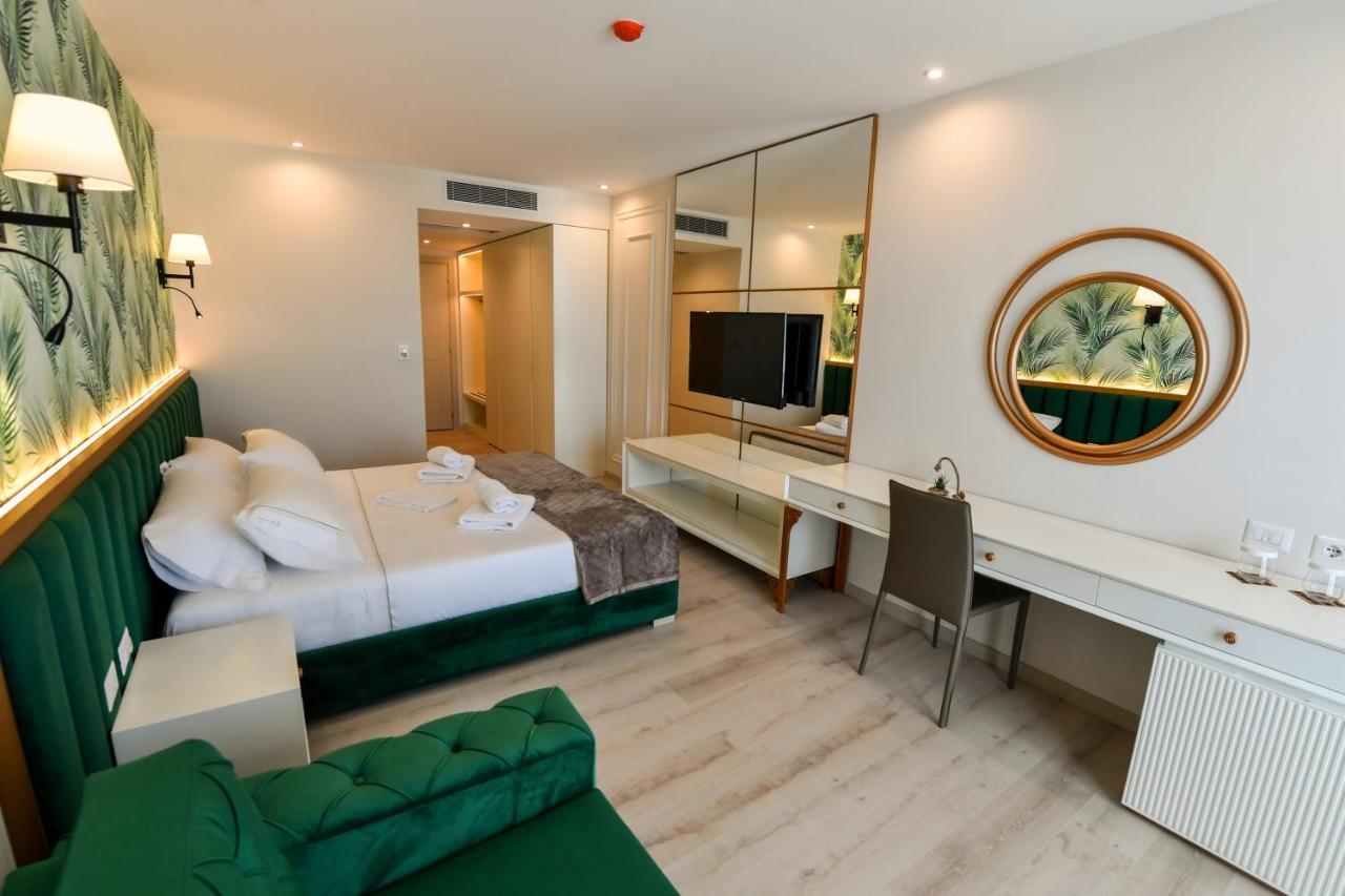 Iliad Hotel Durres Exterior photo
