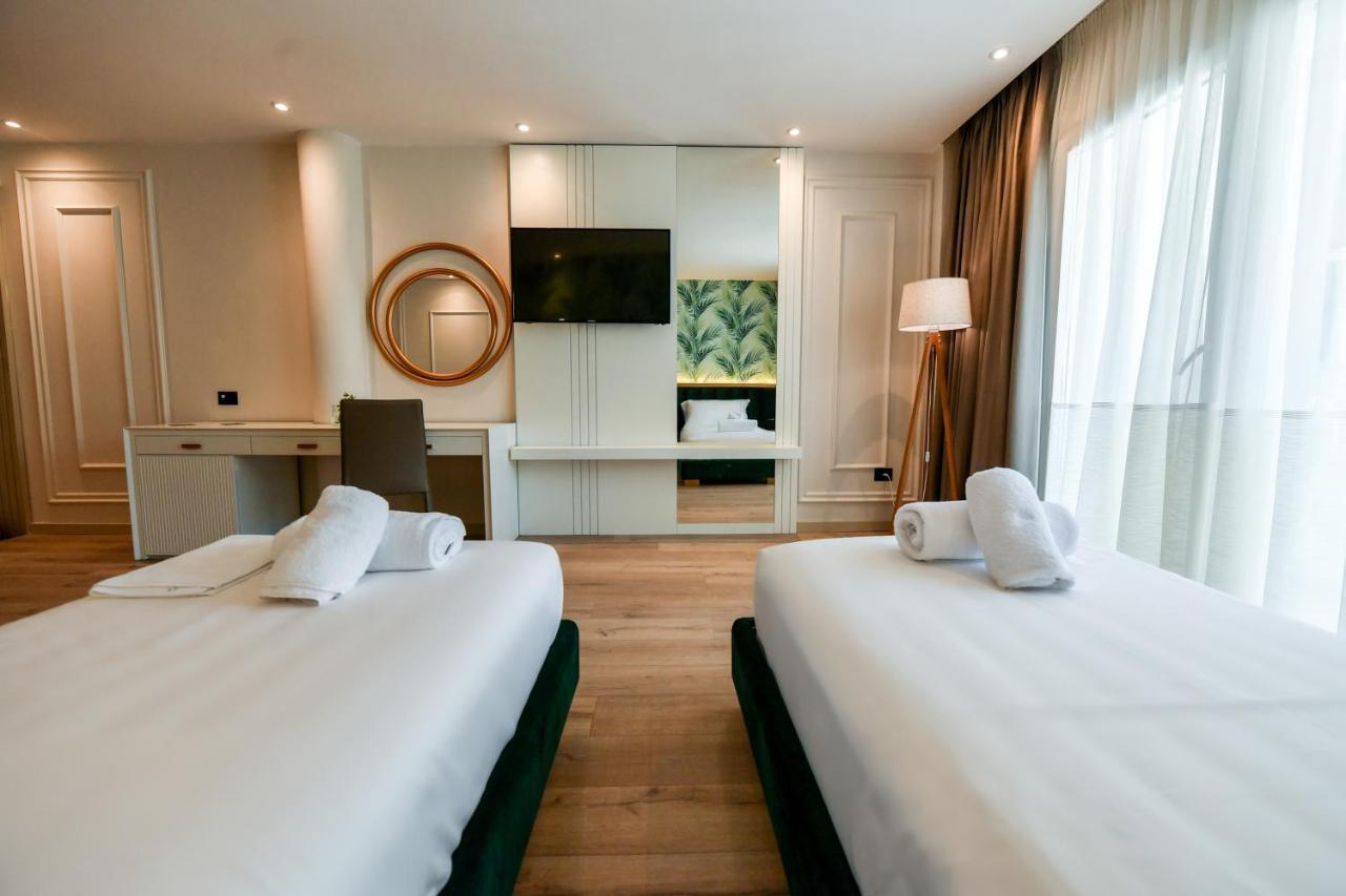 Iliad Hotel Durres Exterior photo