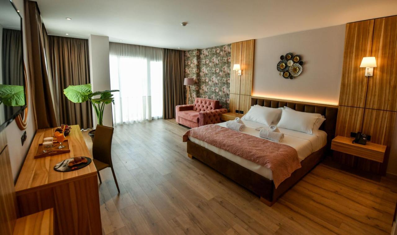 Iliad Hotel Durres Exterior photo