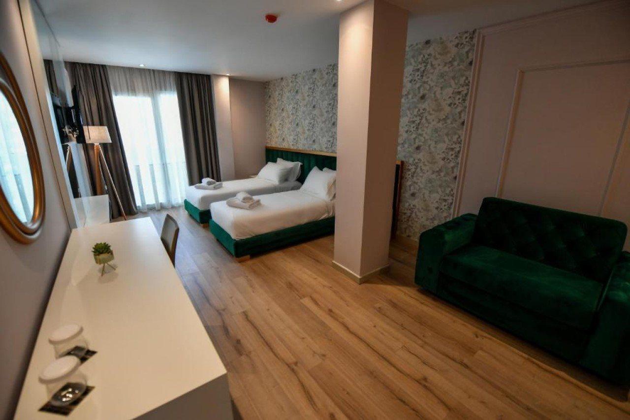 Iliad Hotel Durres Exterior photo